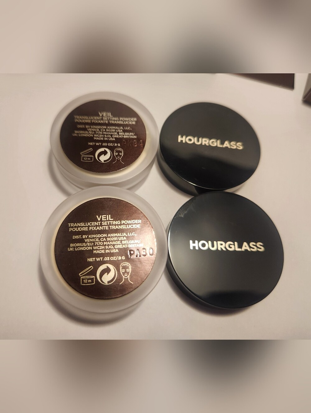 NEW Hourglass Makeup Set - Picture 10 of 15